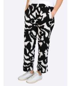 Alternative view of LEA H TRIKOOHOUSU Musta