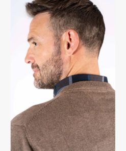 Alternative view of PRE END NEULE V-AUKKO Ruskea